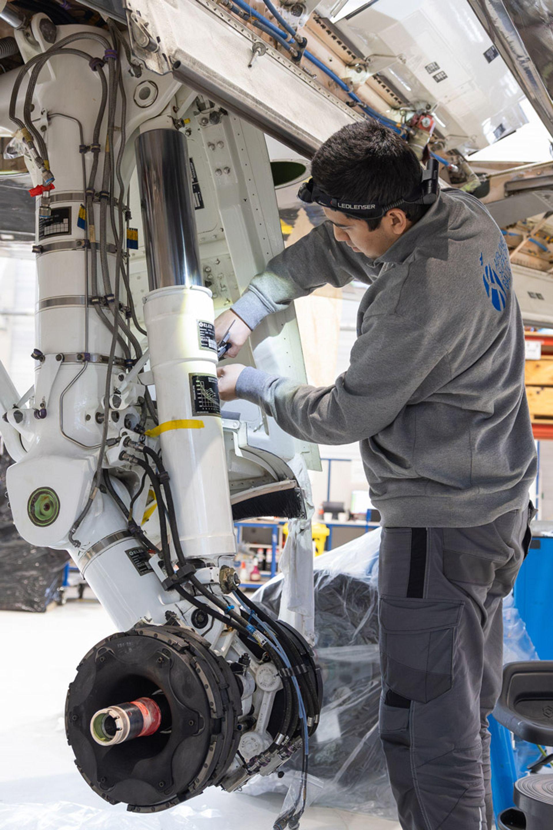 Aviation-Hydraulic-Fluid